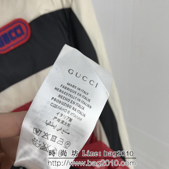 GUCCI古馳 18秋冬新款 胸口Gucci橡膠章 撞色男款羽絨服 ydi1354